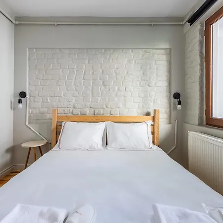 Pin Exclusive 1 Bd Taksim A4 * Estambul